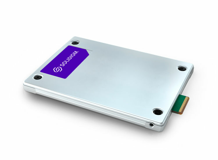 Solidigm D5-P5430 E3.S 30,7 To PCI Express 4.0 NVMe QLC 3D NAND Solidigm D5-P5430 E3.S 30,7 To PCI Express 4.0 NVMe QLC 3D NAND