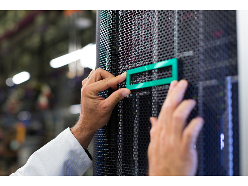 HPE Premium HDD Front Kit HPE Premium HDD Front Kit