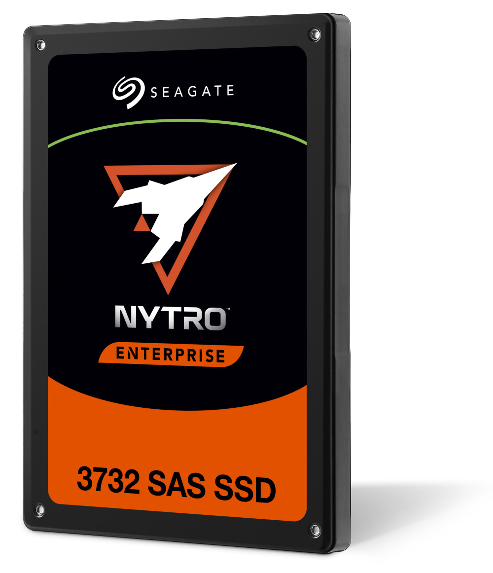 Lenovo 4XB7A70004 disque SSD 2.5" 1600 Go SAS 3D eTLC Lenovo 4XB7A70004 disque SSD 2.5" 1600 Go SAS 3D eTLC