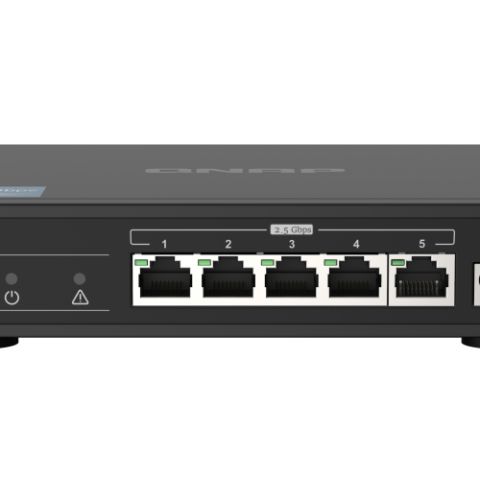 commutateur réseau Non-géré Gigabit Ethernet (10/100/1000) Noir