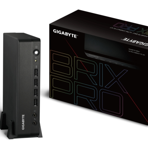 Gigabyte GB-BSRE-1605 barebone PC/ poste de travail PC de dimension 1L Noir V1605B 2 GHz