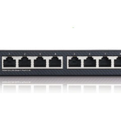 Zyxel XMG1915-10E Géré L2 2.5G Ethernet (100/1000/2500)