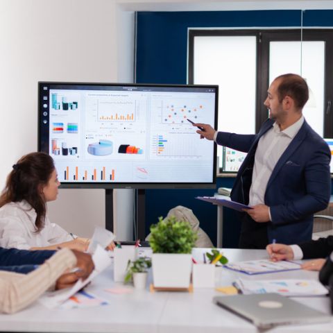 Sharp PN-L652B tableau blanc interactif et accessoire 165,1 cm (65") 3840 x 2160 pixels Écran tactile Noir