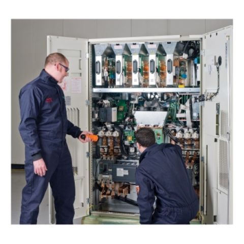APC WADVPLUS-VS1-A15 extension de garantie et support 1 année(s)